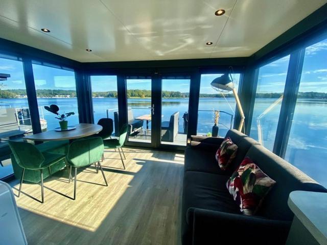 Houseboat Met Dakterras Mookerplas Middelaar Exterior foto